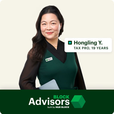 female tax accountant who helps people switch from QuickBooks to Block Advisors