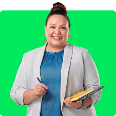 tax pro ready to assist in an h&r block tax office