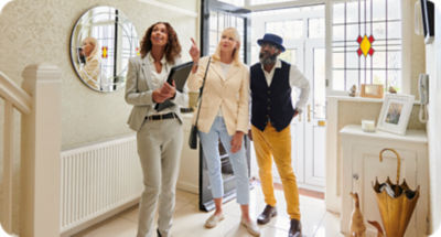 female small business owner using H&R Block’s bookkeeping services